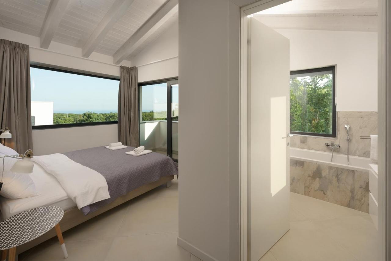 Sea View Villa Cala Royal Krnica Exterior photo